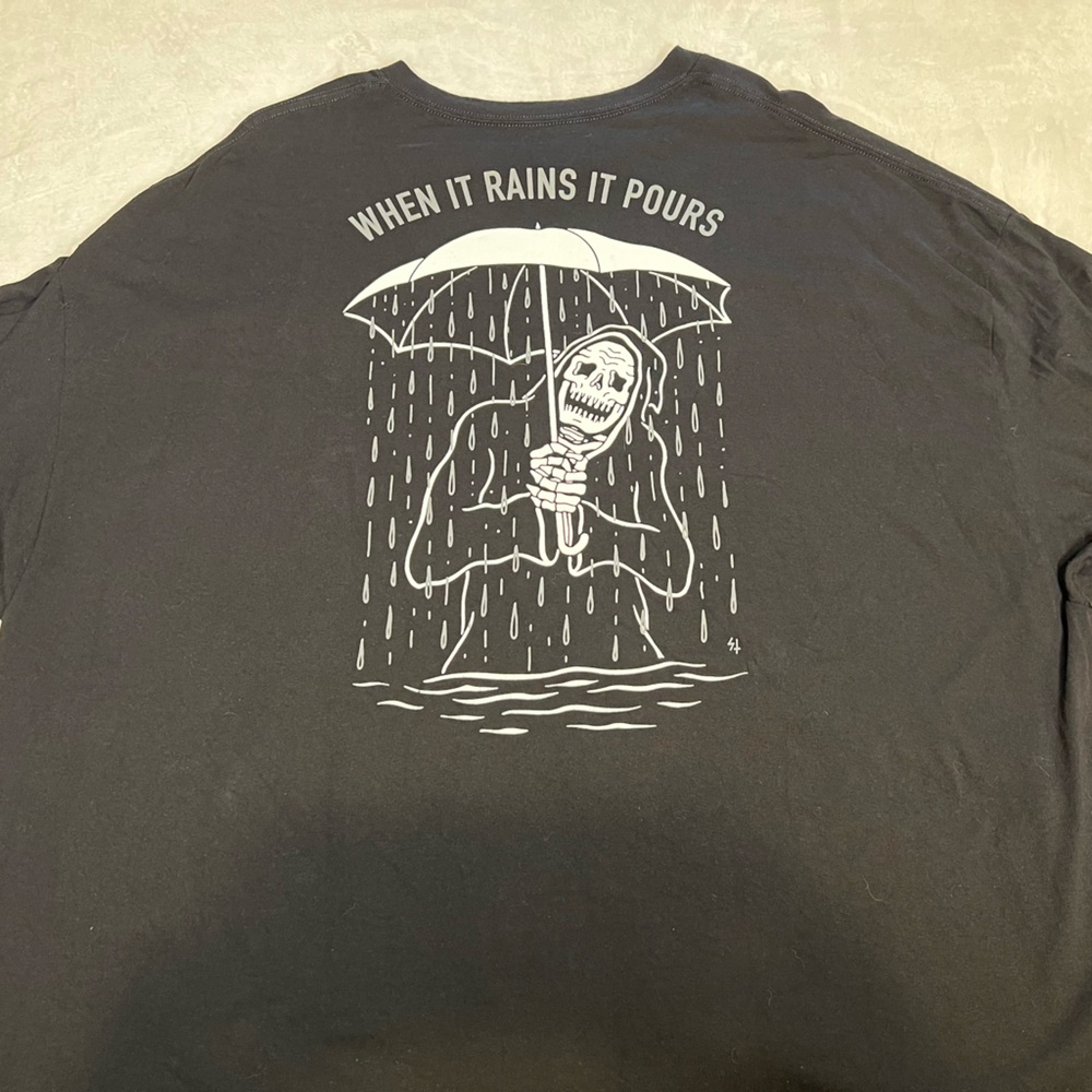 Mens lurking class 4xl, worn